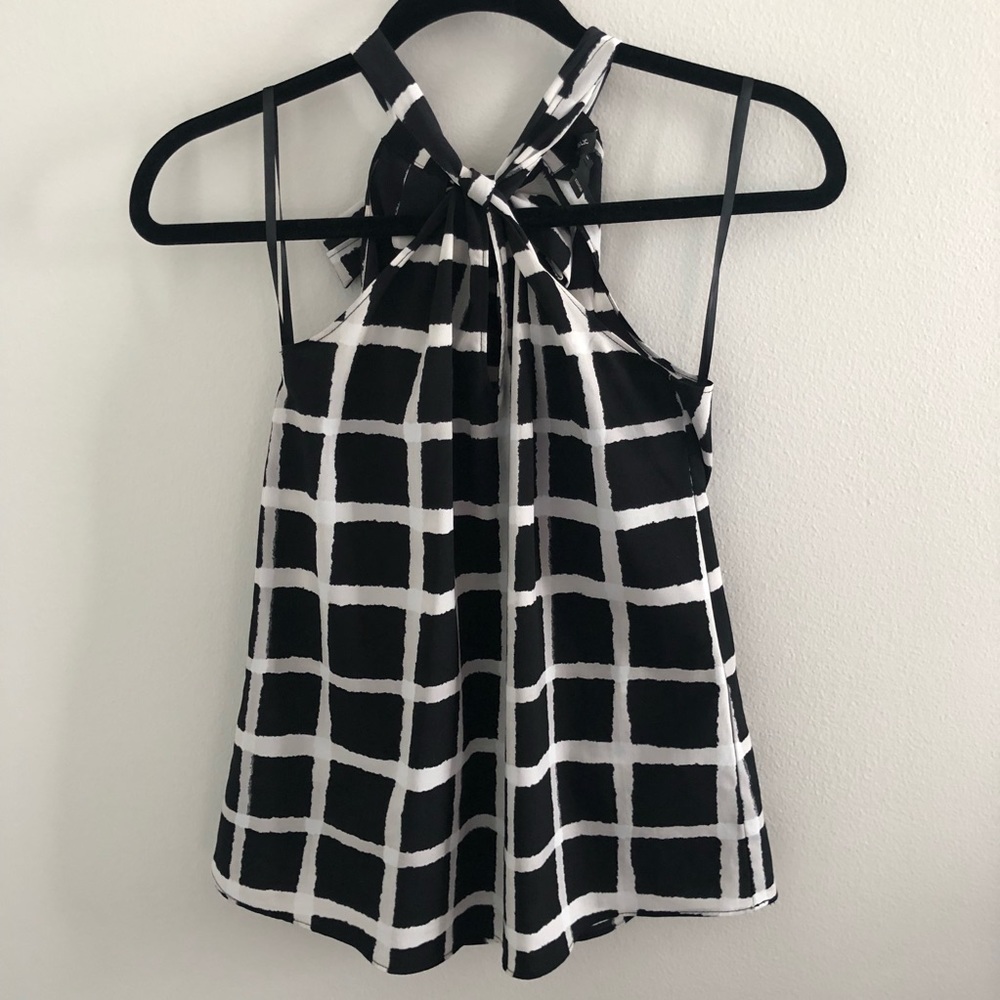Banana Republic Black and White Keyhole Tank